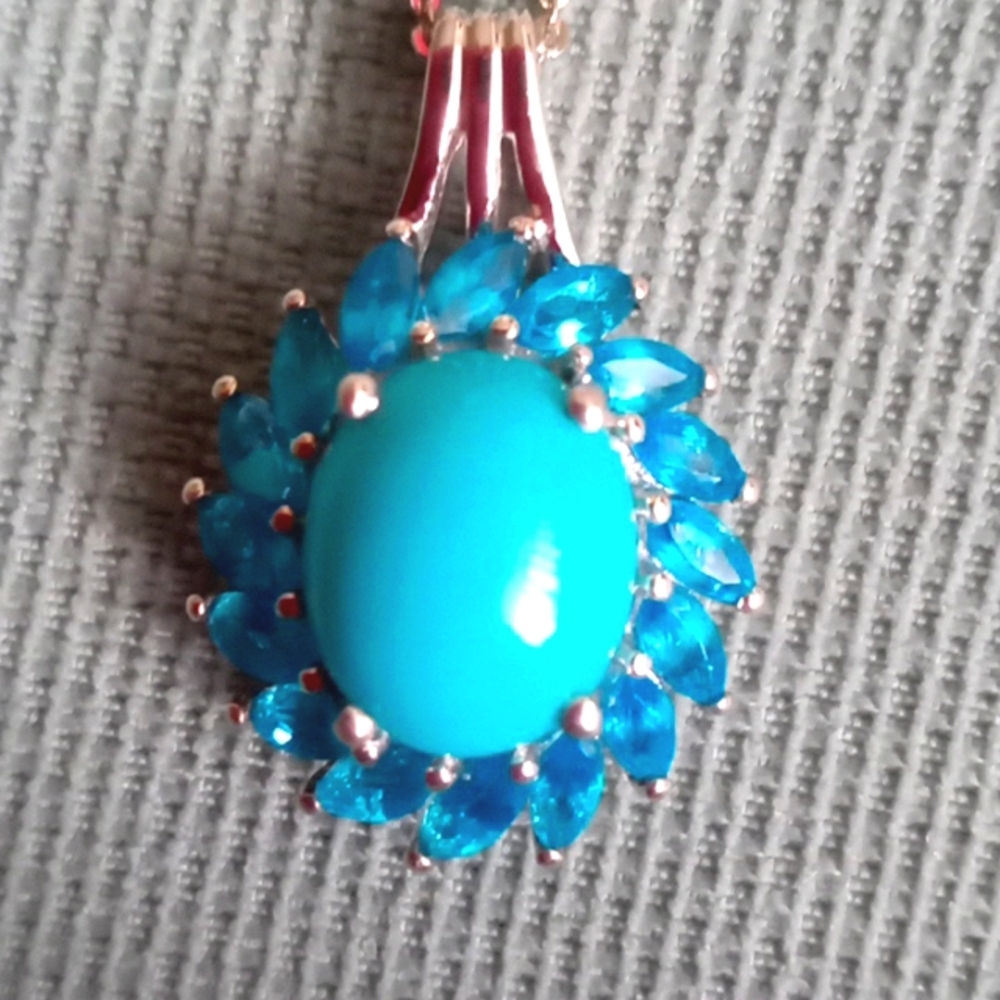 AMERICAN NATURAL SLEEPING BEAUTY TURQUOISE, MALGACHE NEON APATITE  NECKLACE